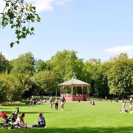Large London Apartment Near Portobello Market, Notting Hill 外观 照片